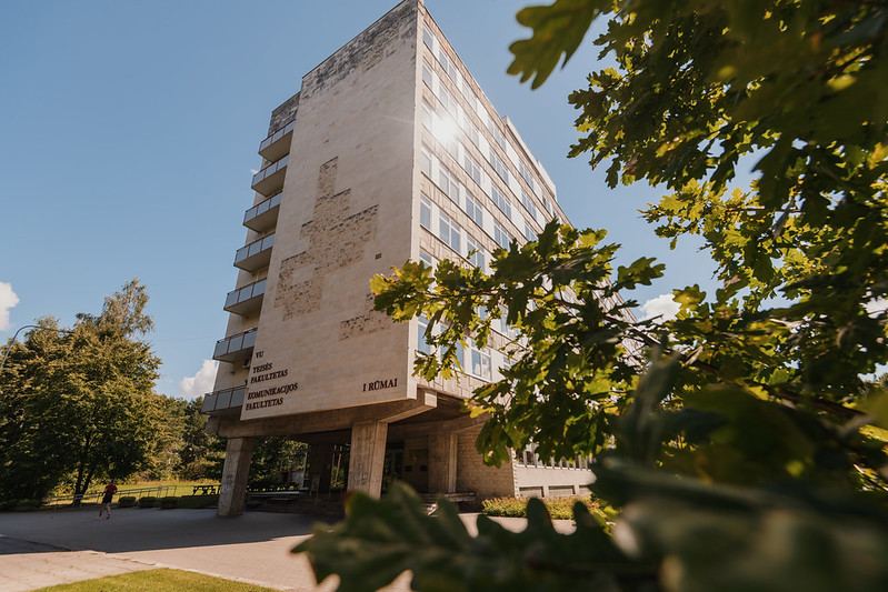 VU Komunikacijos fakultetas Komunikacijos fakultetas skelbia akademinio personalo konkursus